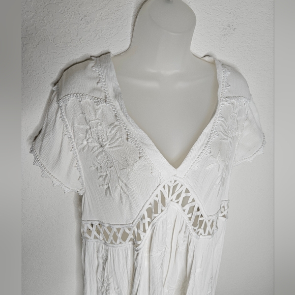 Free People Marissa Embroidered Cutout Ruffle Sleeve Mini Dress Oversize V-Neck - Picture 5 of 15